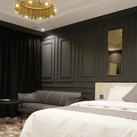 Astro Hotel Yongin Exterior foto