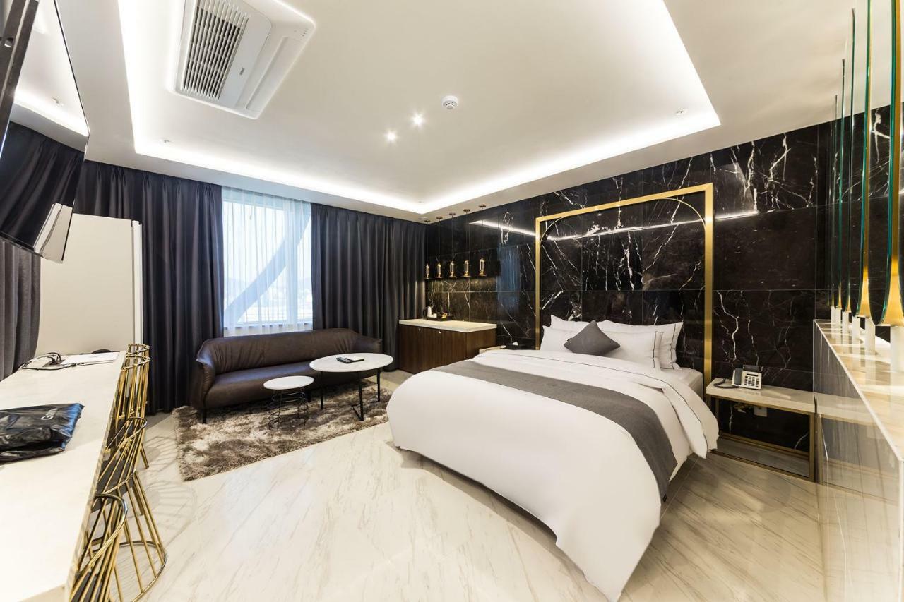 Astro Hotel Yongin Exterior foto