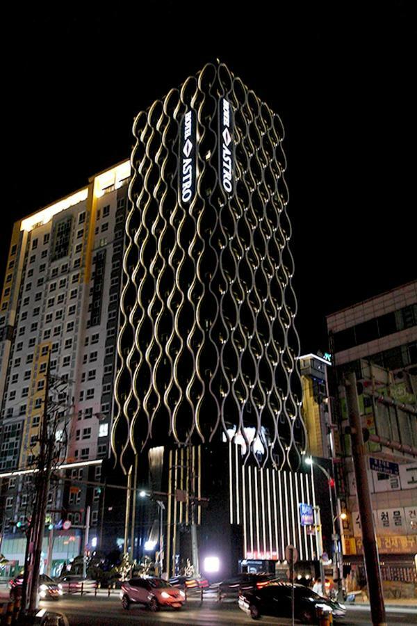 Astro Hotel Yongin Exterior foto